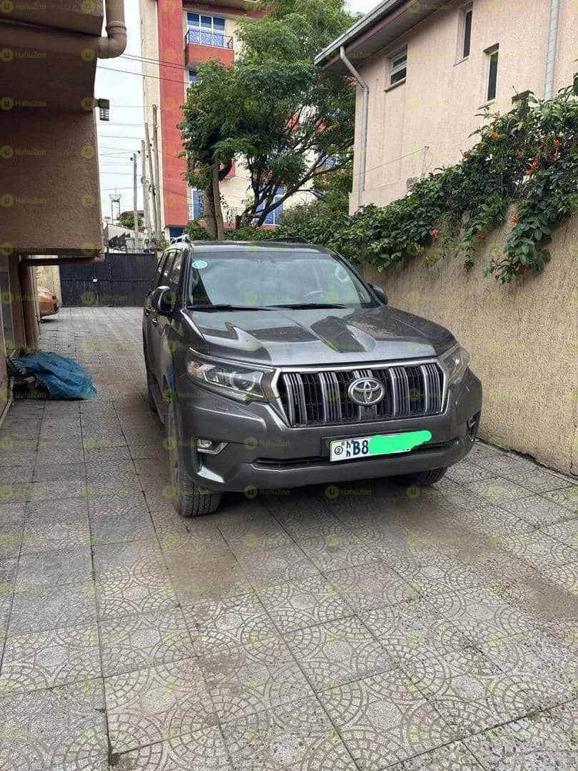 2021 Model-Toyota Landcruiser Prado