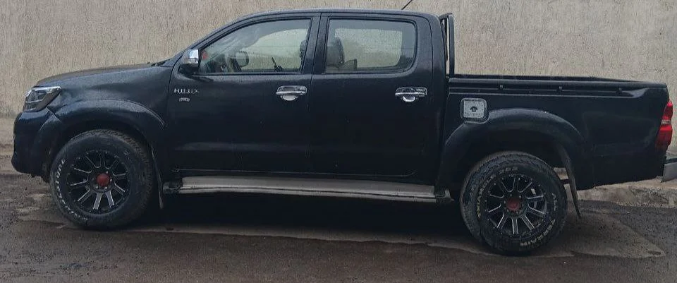 2013 Model-Toyota Hilux Double Cab