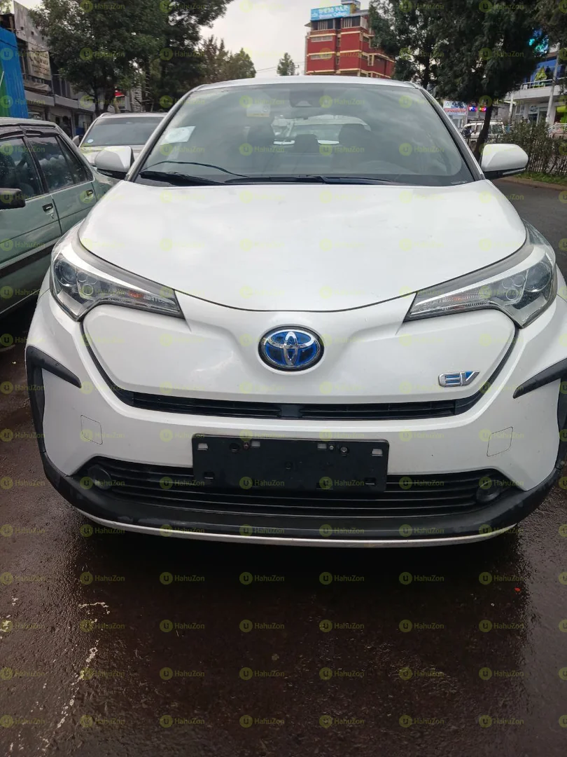 2022 Model-Toyota Izoa