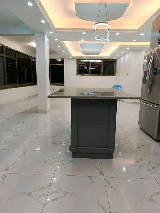 189 ካሬ የሚሸጥ አፓርትመንት በአያት ዞን 1