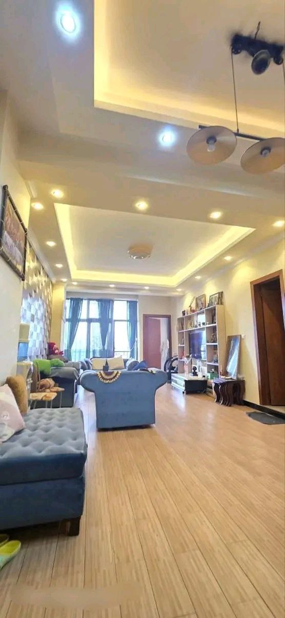 126 ካሬ የሚሸጥ አፓርታማ በአያት