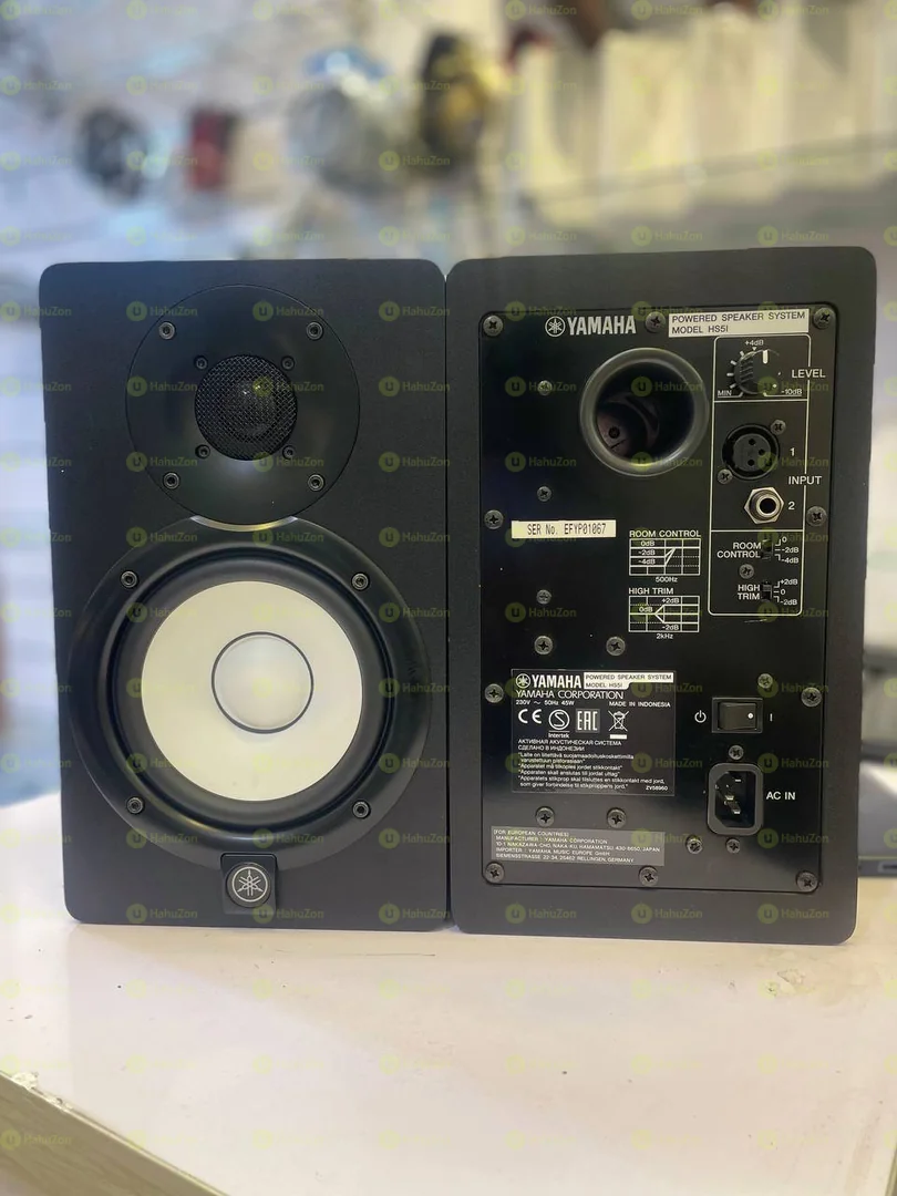 HS5I Studio Monitor