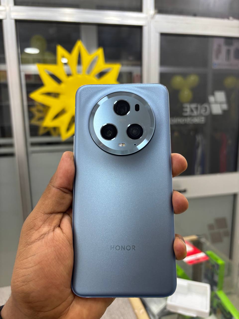 Honor Magic 5 Pro