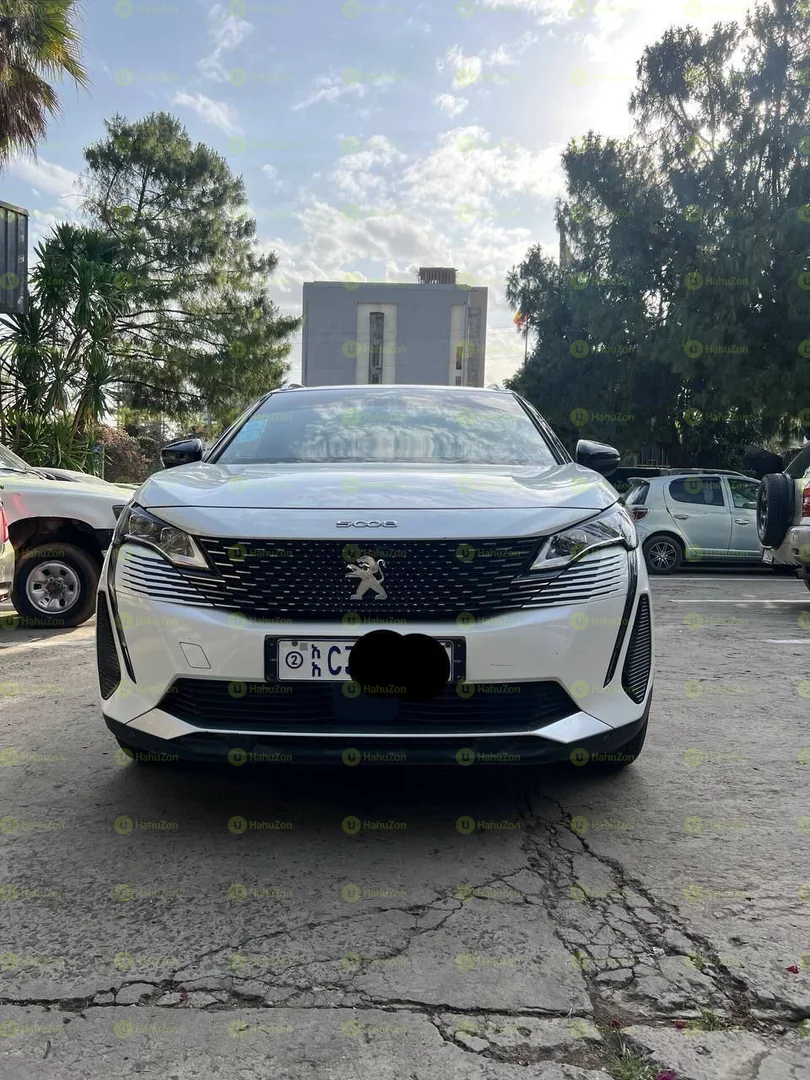 2022 Model-Peugeot 5008