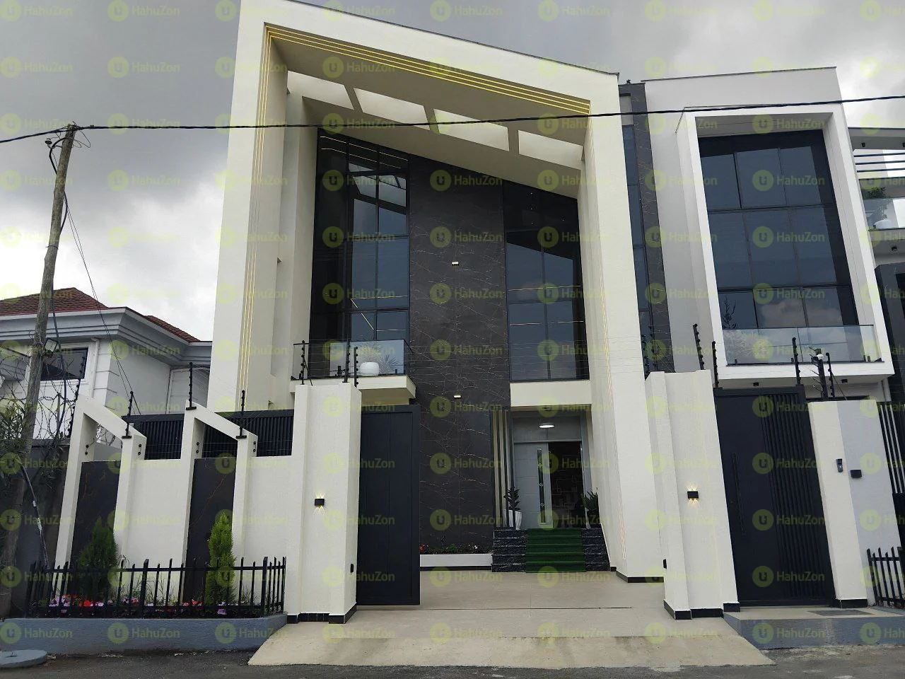 72 ካሬ የሚሸጥ G+2 ቤት በአያት