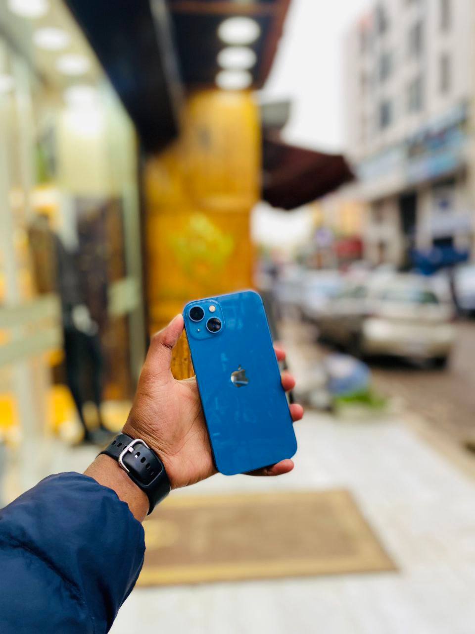 iPhone 13