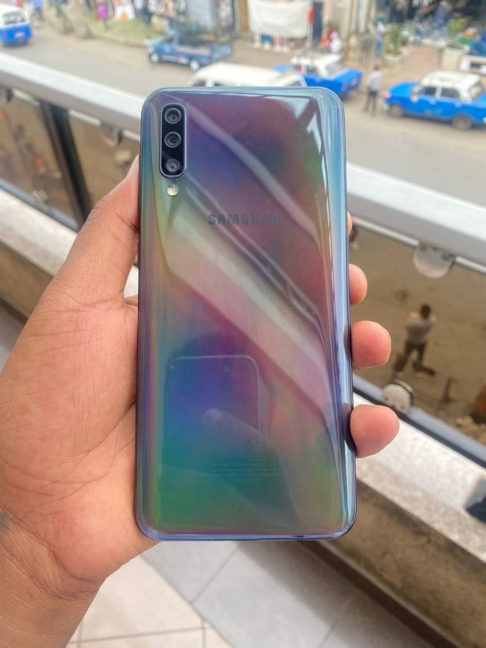 Samsung A50