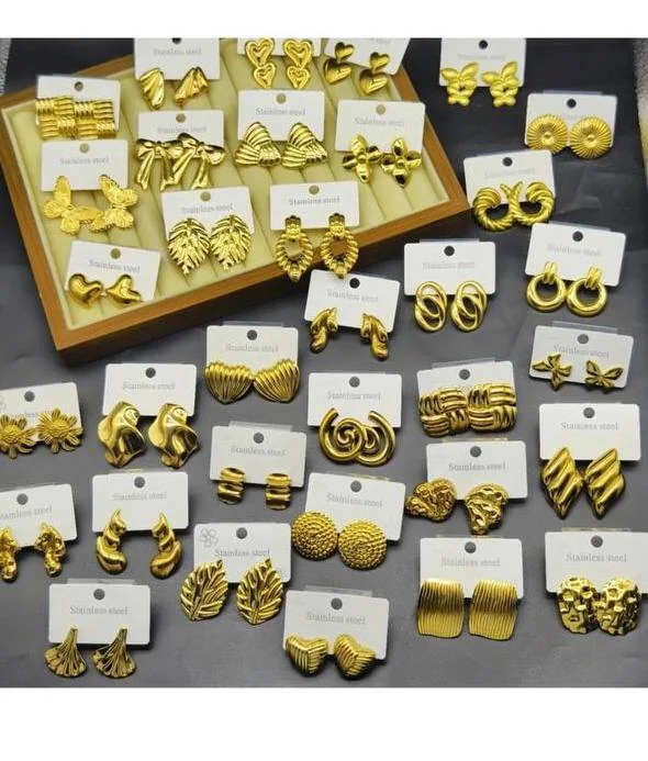 4pcs Fashionible Stainless Steel Earrings
