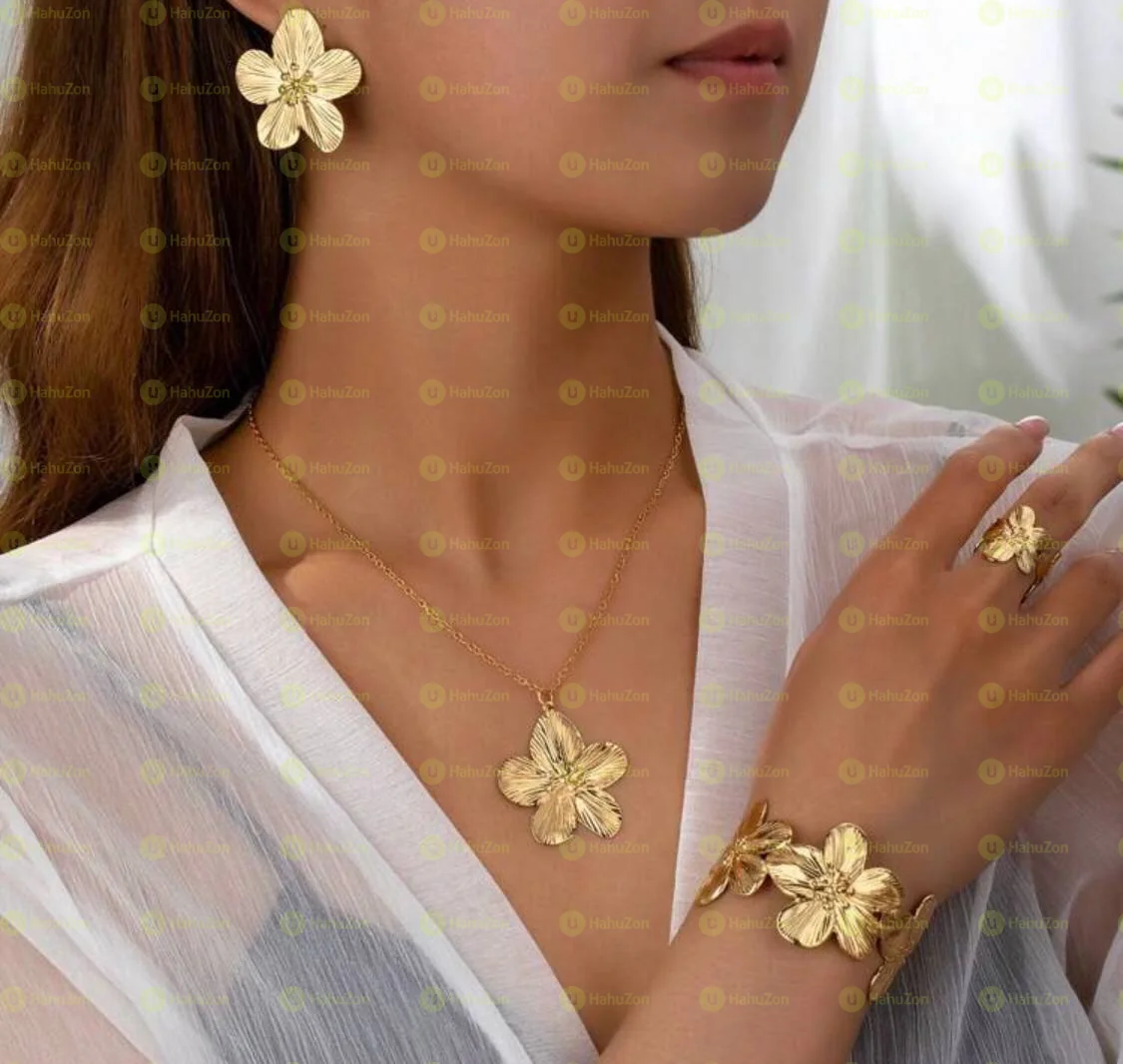 Causal Necklace and Earrings Set