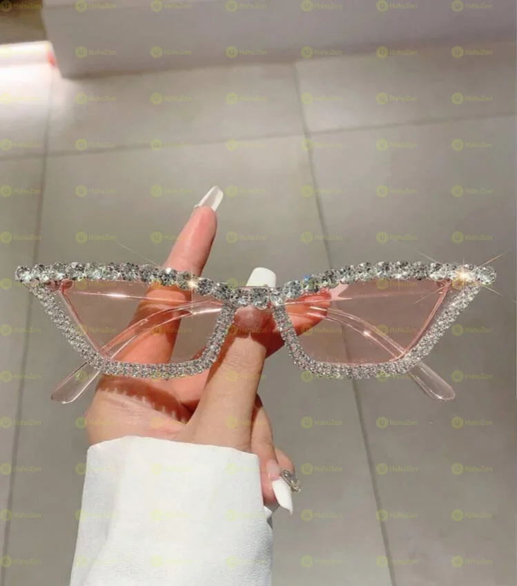 Glowing Eye Glasses
