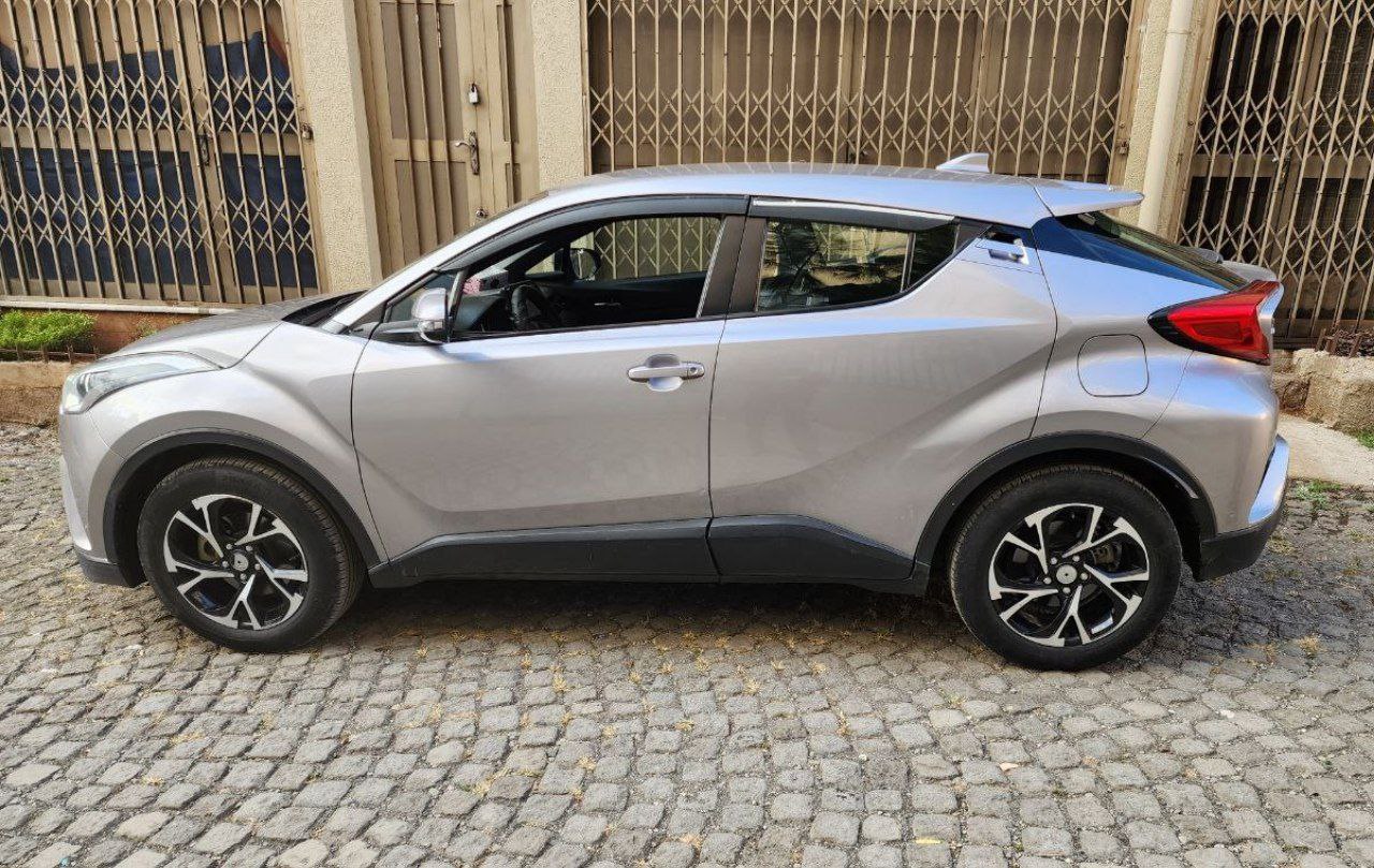 2021 Model-Toyota Ch-R