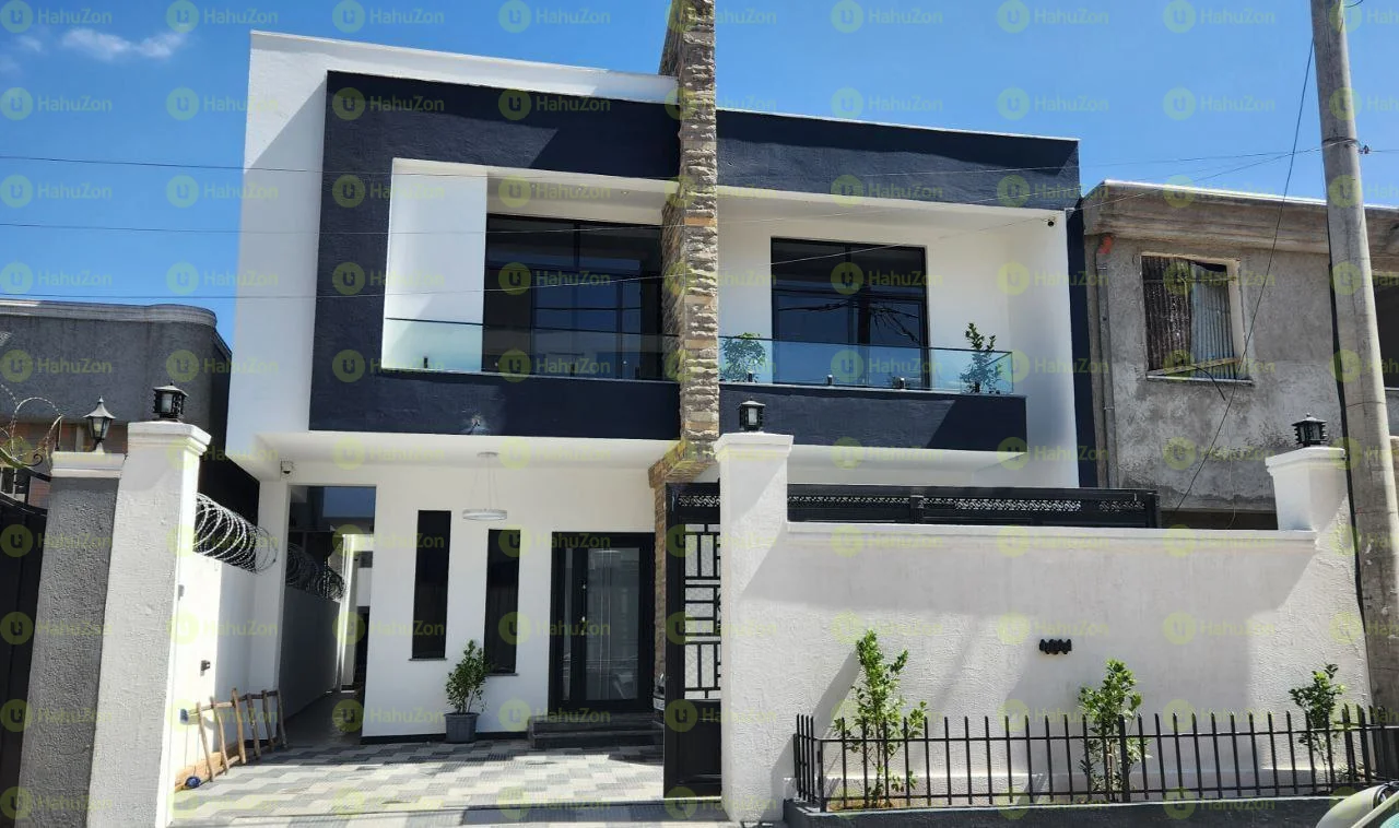 200 ካሬ የሚሸጥ G+1 የሚሸጥ ቤት በወሰን