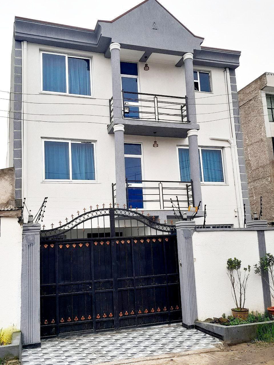 150 ካሬ የሚሸጥ G+2 ቤት በአያት