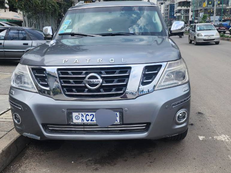 2017 Model-Nissan Patrol Platinum