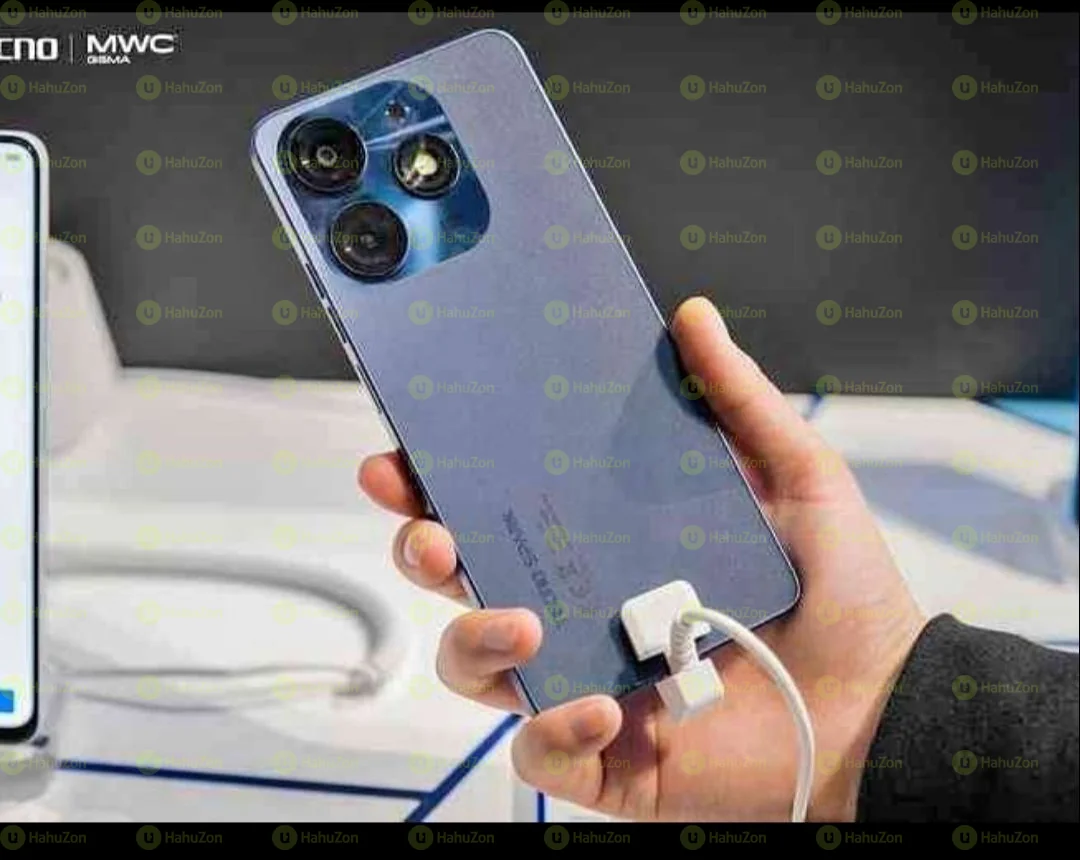 Spark 10 pro