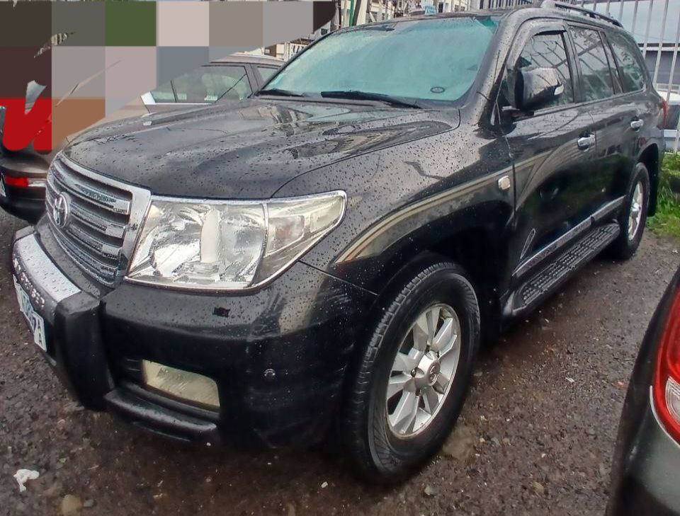 2012 Model-Toyota Landcruiser