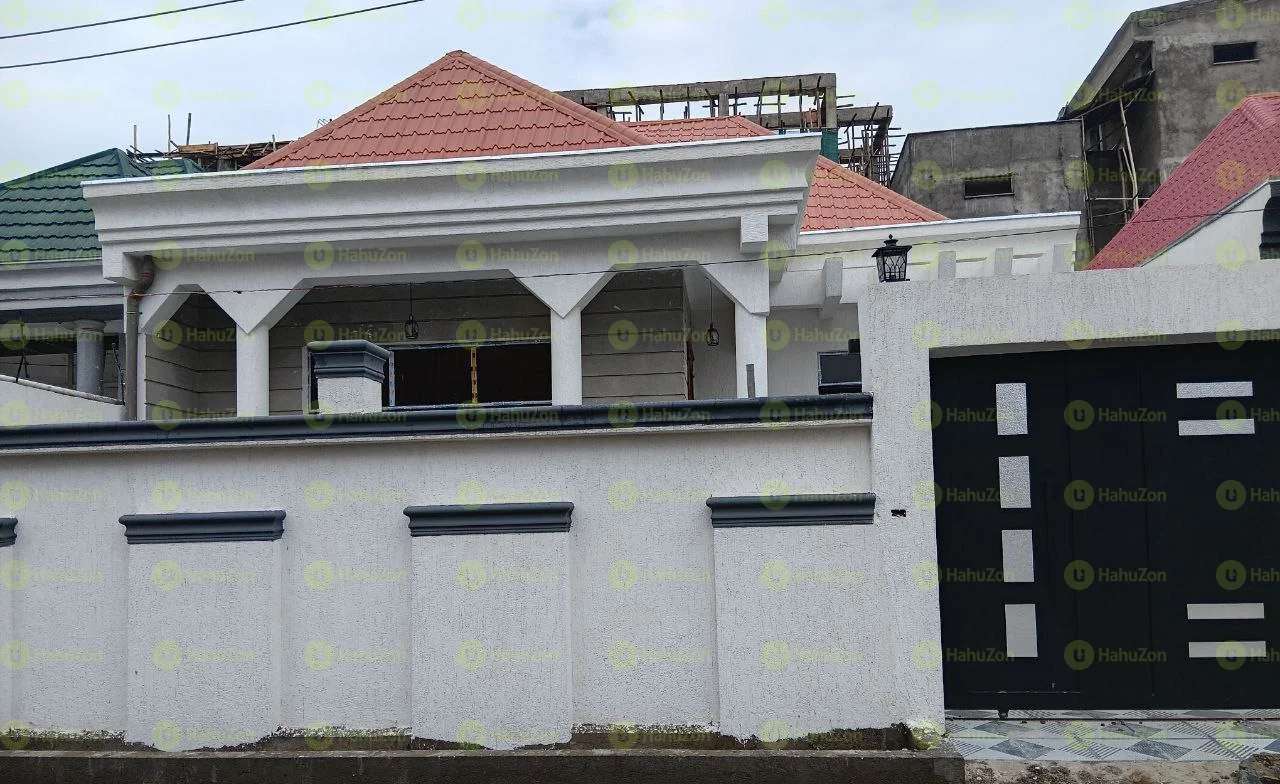225 ካሬ የሚሸጥ ቪላ ቤት በአያት