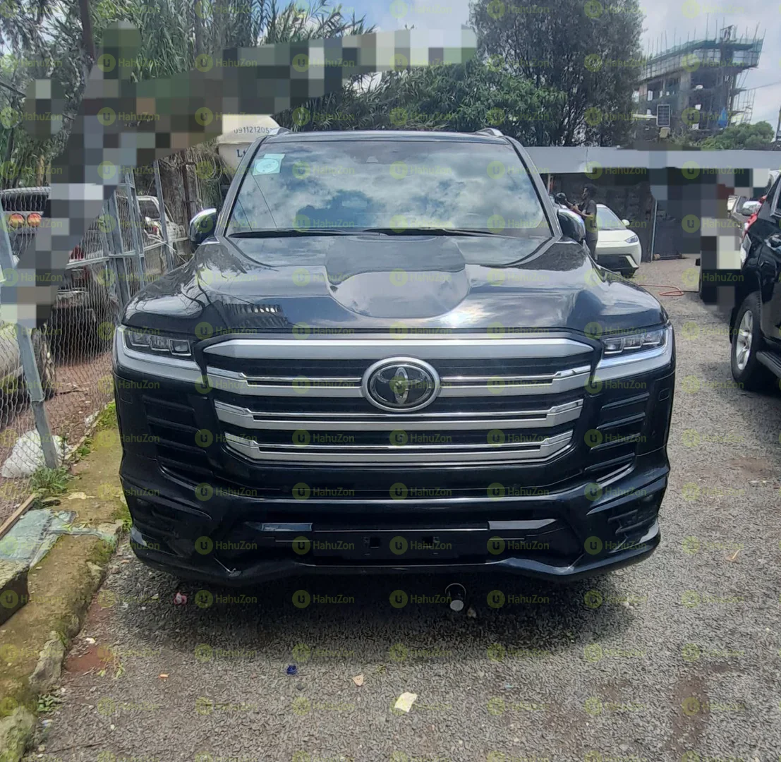 2023 Model-Toyota Land Cruiser VXR