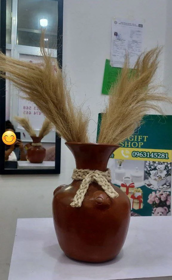 የአበባ ቫዝና የቃጫ ላባ