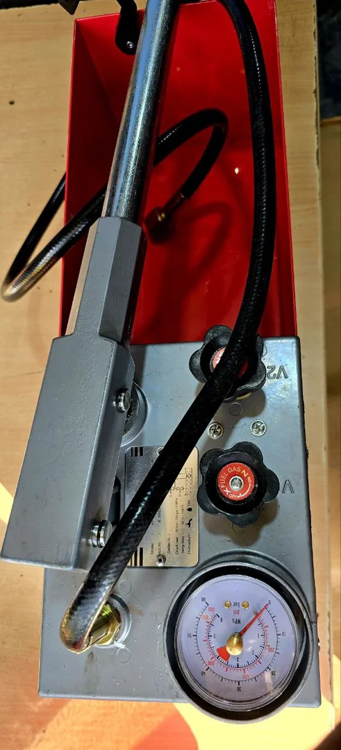 Hand Test Pump