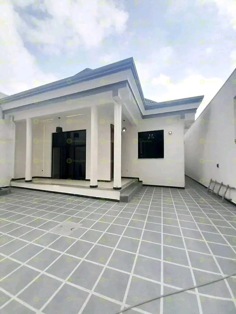 250 ካሬ የሚሸጥ ዘመናዊ ቪላ ቤት በፊጋ