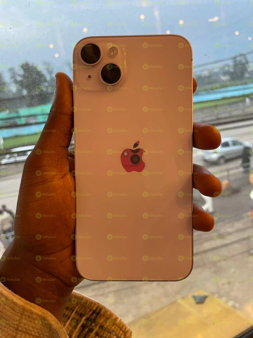 iPhone 14 Plus