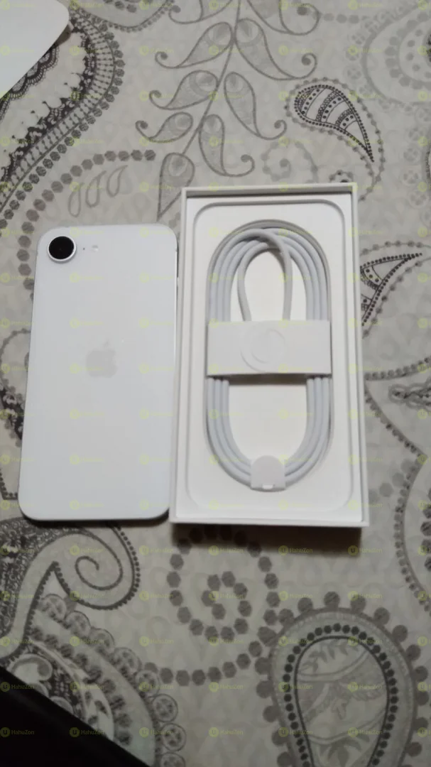 Apple Iphone 16e
