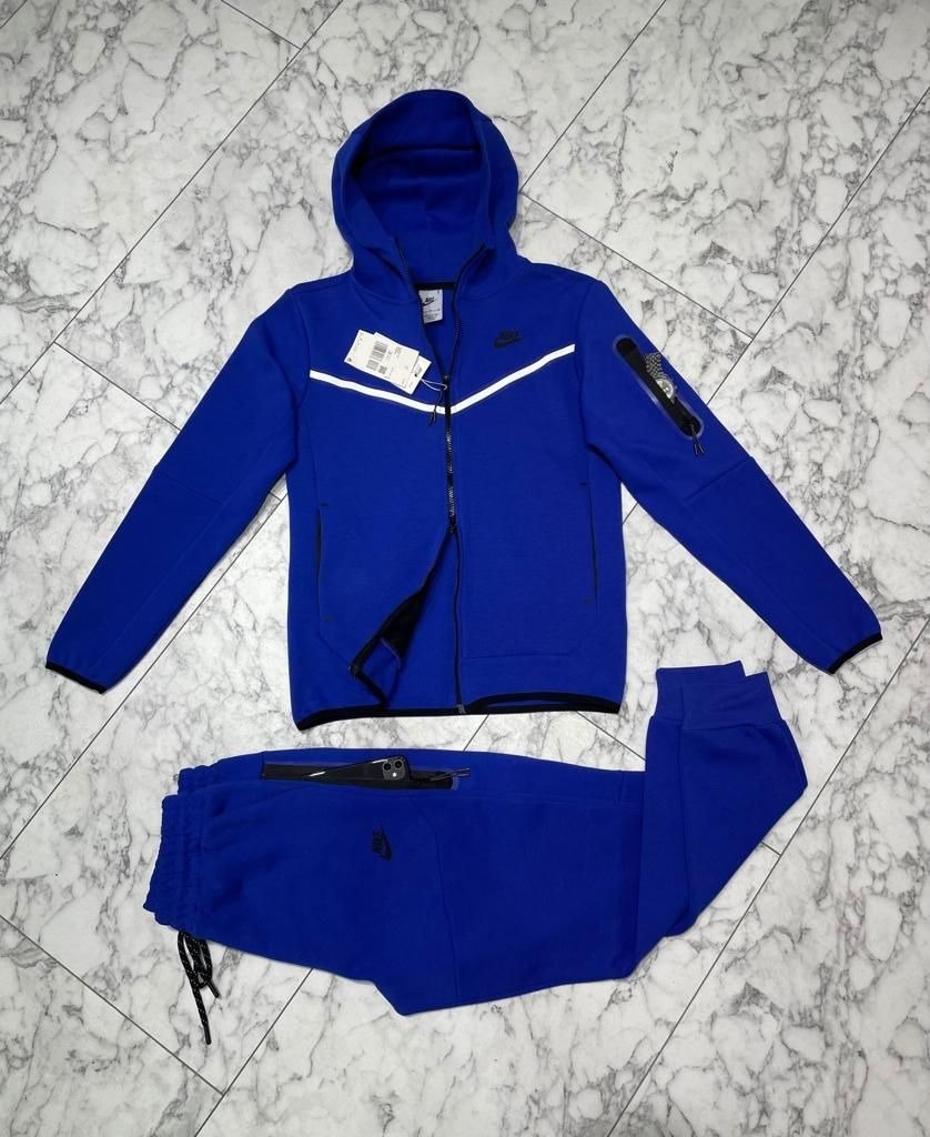 Nike Tech Fleece