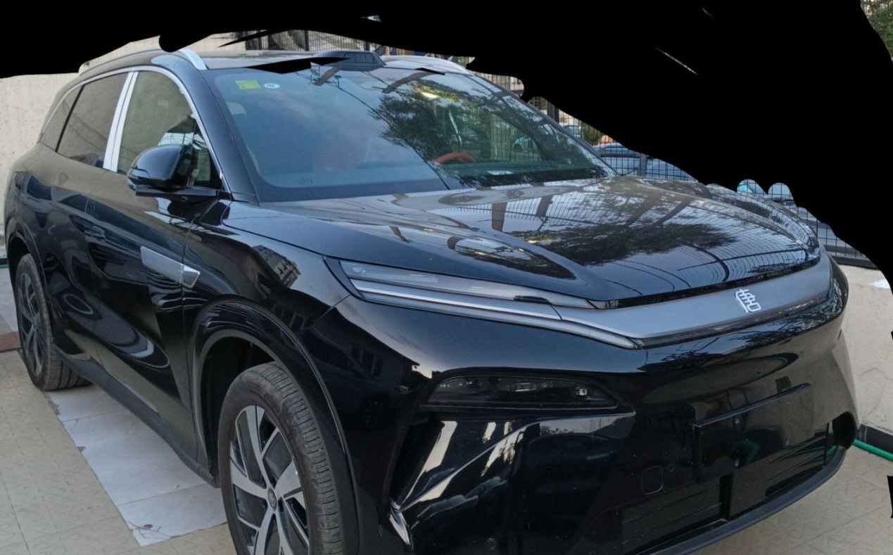 2025 Model-BYD Tang
