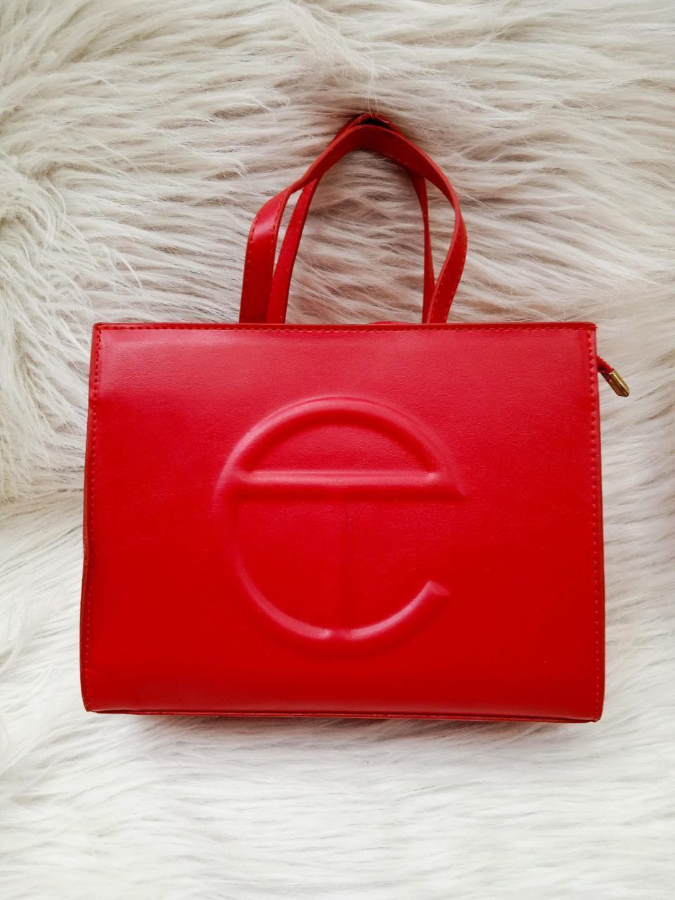 Europe Standard Classy Handbags