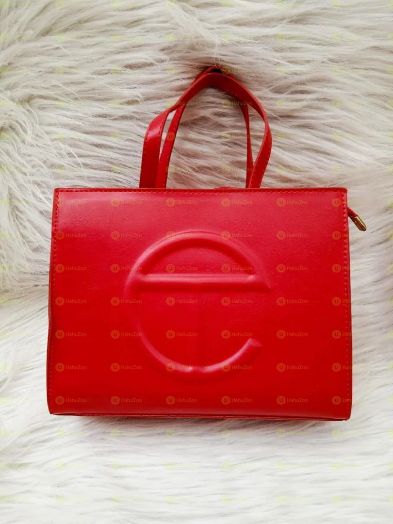 Europe Standard Classy Handbags