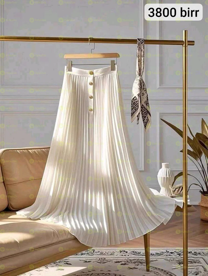 Ladies White Skirt