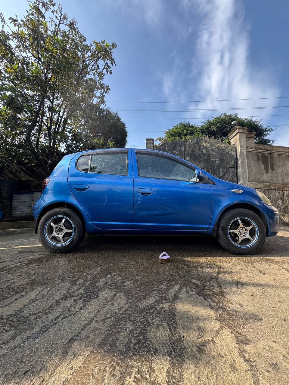 2002 Model-Toyota Vitz