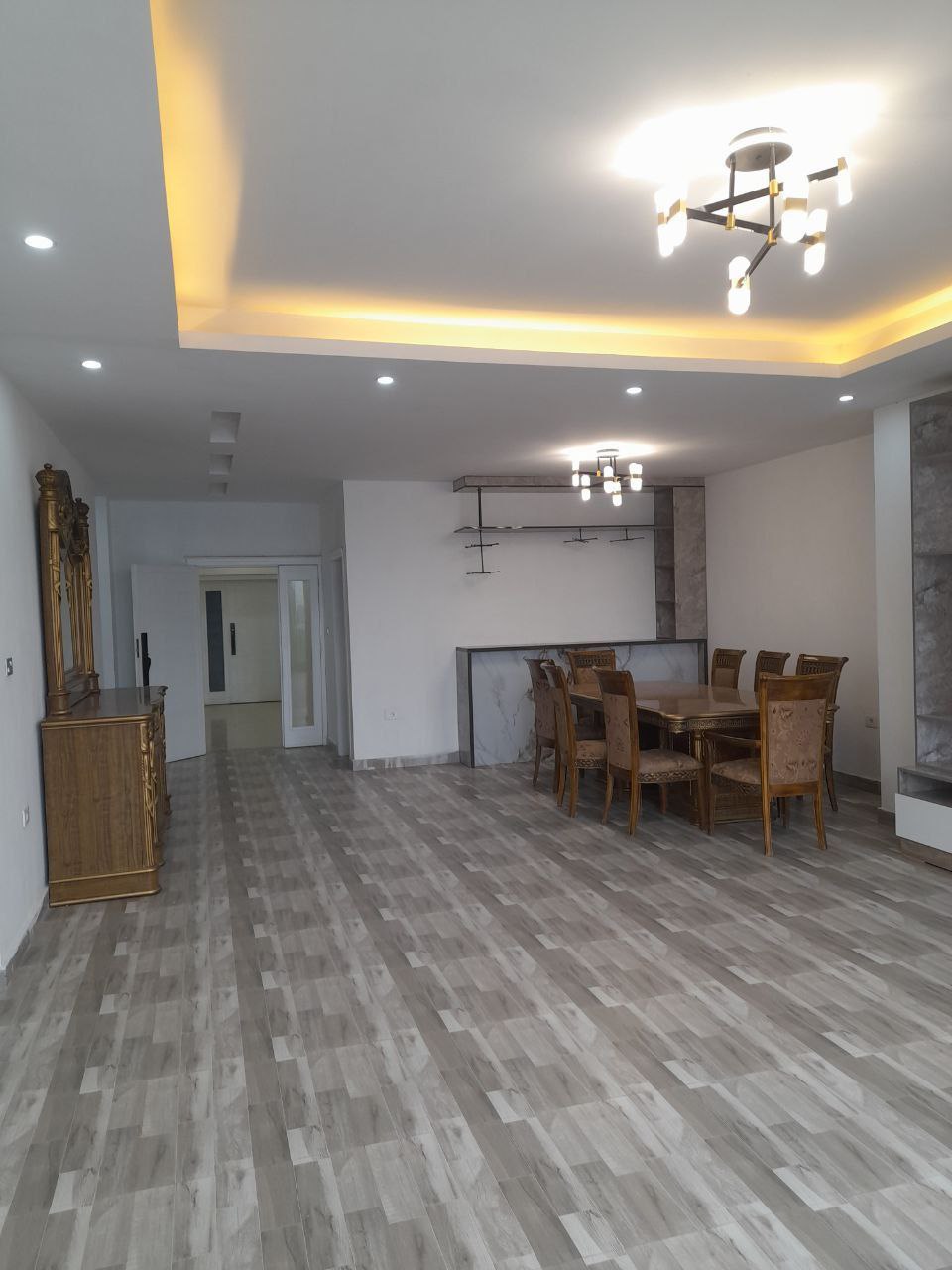 177 ካሬ የሚሸጥ አፓርትመንት በሰሚት 72