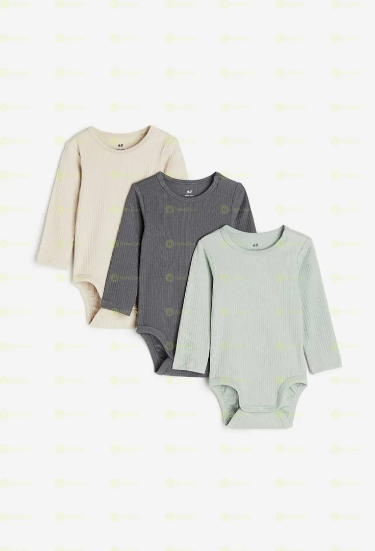 H&M Diaper T-shirt
