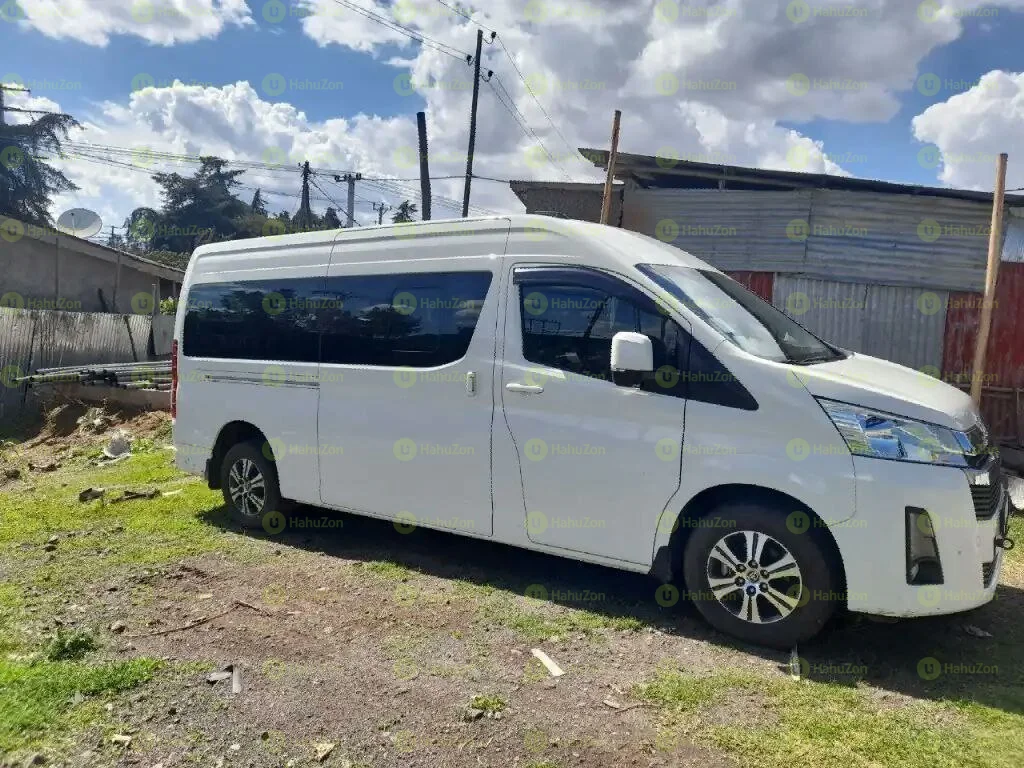 2022 Model-Toyota Hiace,HighRoof GL