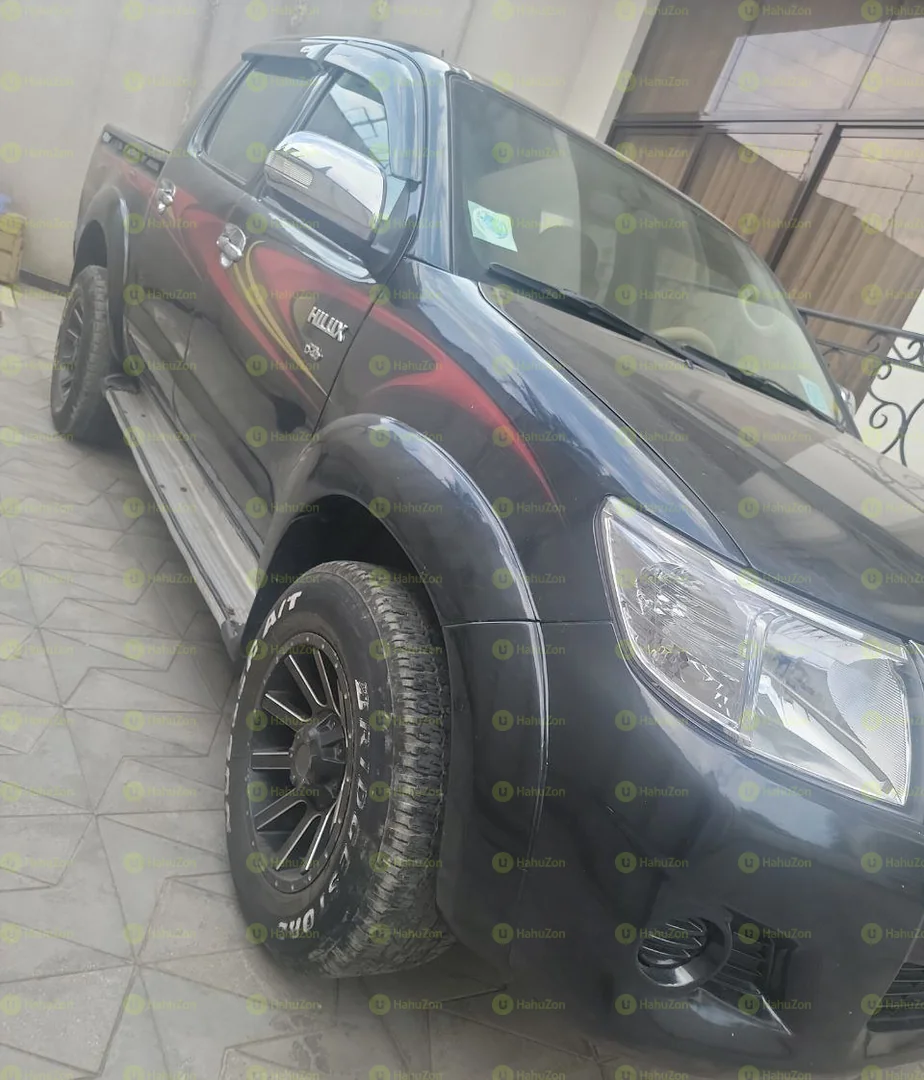 2013 Model-Toyota Hilux Double Cap