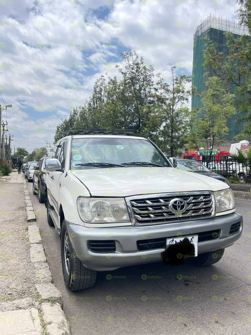 2002 Model-Toyota Land Cruiser 105