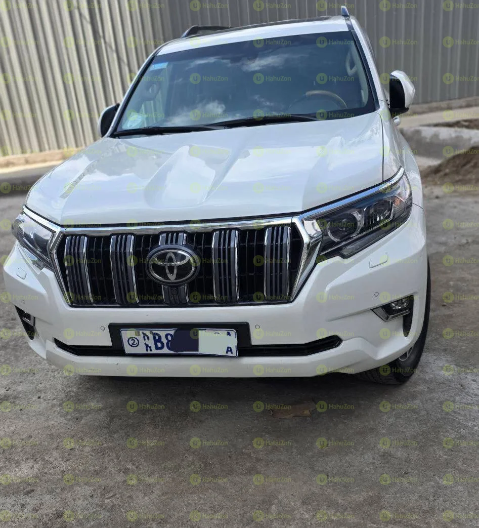 2020 Model-Toyota Landcruiser Prado