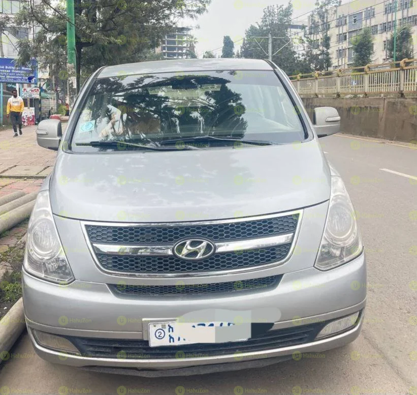 2013 Model-Hyundai  Grand Starex