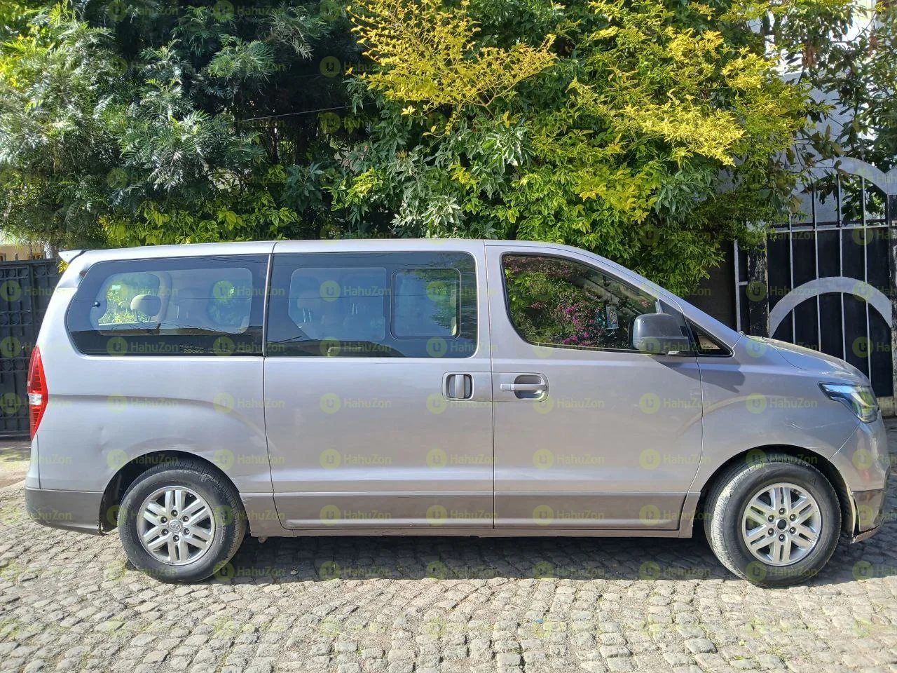 2021 Model-Hyundai Starex H1