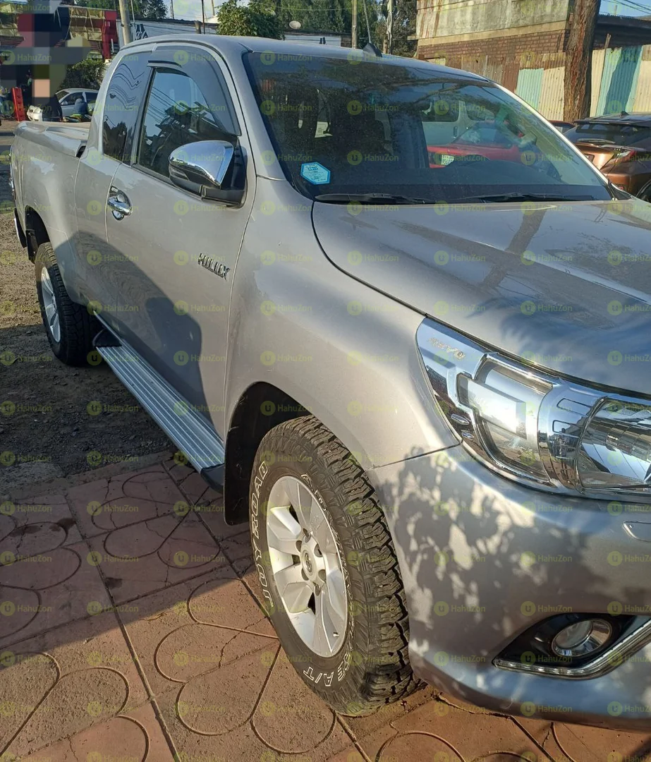 2019 Model-Toyota Hilux Kin-Cap