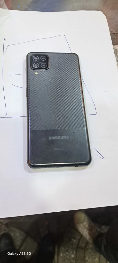 Samsung A12
