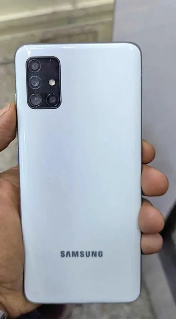 Samsung Galaxy A51