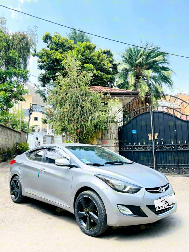 2012 Model-Hyundai Avante