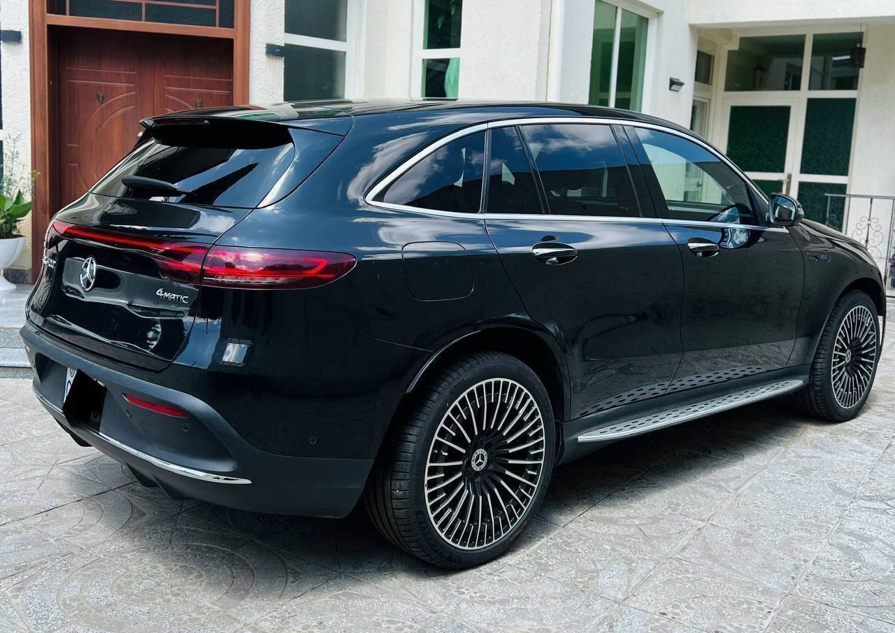 2022 Model-Mercedes -Benz EQC 400 4Matic