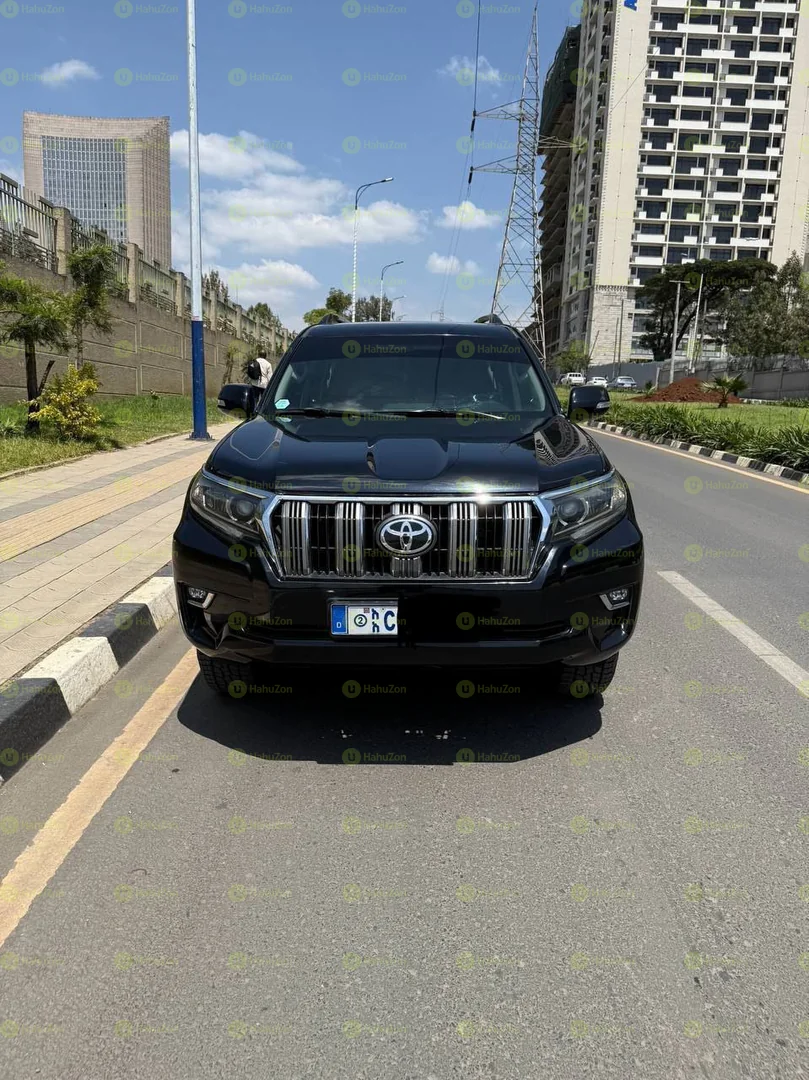 2020 Model-Toyota Land Cruiser Prado