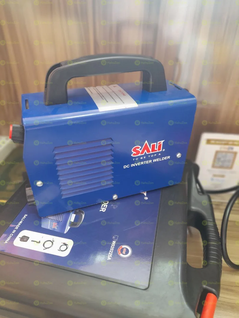 ሳሊ 225 ሚኒ መበየጃ