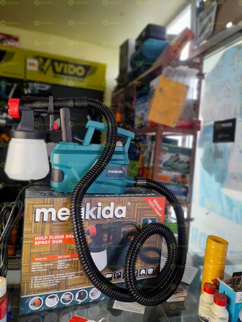 ማኪዳ ቀለም መቀቢያ