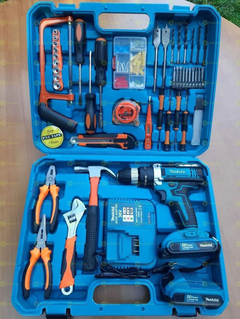 Rechargeable Drill With Full Accessoires